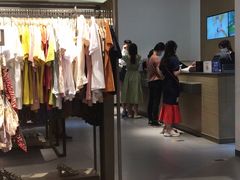 -URBAN REVIVO(北京斯普瑞斯奥特莱斯店)