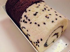 双味瑞士卷-可颂坊(中心书城店)