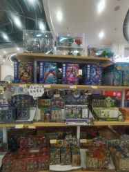 -卡通派潮品玩具折扣仓(青岛新城吾悦广场店)