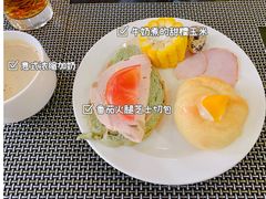 -江门新会碧桂园凤悦凤凰酒店(万达广场店)