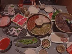 -巴奴毛肚火锅(二七万达店)