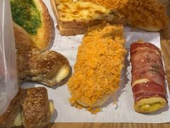 -巴黎贝甜(大宁国际商业广场店)