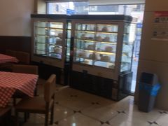 -红宝石·鲜奶小方·海派西点房(南丹店)