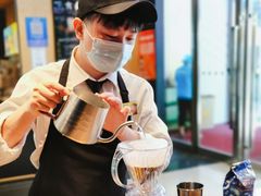 -星巴克(六合路店)