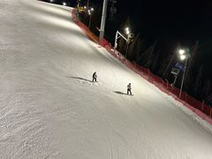 -丝绸之路山地度假区滑雪场