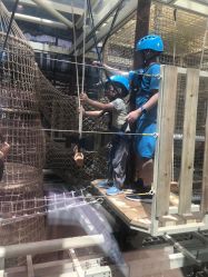 -PIPIKINGDOM皮皮王国欢乐号(欢乐海岸购物中心店)