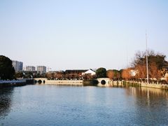 -八大山人梅湖景区
