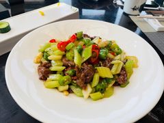 -江上荟·创意中国菜(绿地缤纷城店)