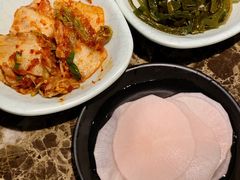 腌萝卜片-猪啊牛呀羊啊铜盘烤肉(正大广场店)