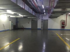 -新世界新丸中心-地下停车场