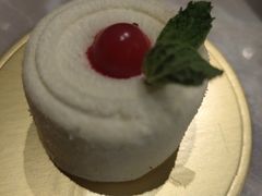 -五月罗马海鲜自助餐厅(月星环球港店)