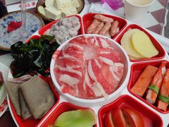 -赵美丽·重庆社区火锅·直营店(火车东站·中豪国际店)