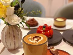 -潮一不贰·法式甜品·生日蛋糕·西式简餐(外滩店)