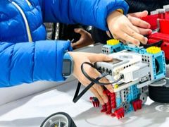 -创炫青少年创新实验室·AI·编程·科创(临港店)