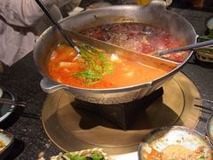 -湊湊火锅·茶憩(新中关购物中心店)