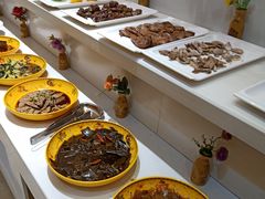 自助取餐区-泉福居酱骨头自助广场(南大街商业步行街店)