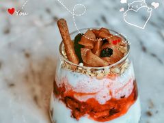 脆皮苹果派酸奶杯-The Rug Cafe(王府中环店)