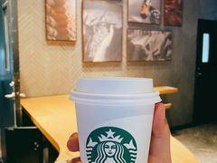 -星巴克(广州南站A18检票口楼上)