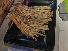 -云晓光头烧烤吧(川沙绿地店)