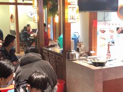 等位区-丁里羊肉小镇(天鹅湖总店)