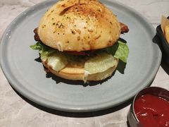 -必胜客(上海新南方商城PH店)