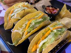 -鲨鱼美式餐厅酒吧Sharky