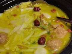 -小凤庭·地道湖北菜武昌鱼·藕汤(38年黄鹤楼店)