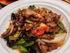 -乡村馕坑肉·烧烤·新疆菜·本地人更爱吃(阿勒泰首店)