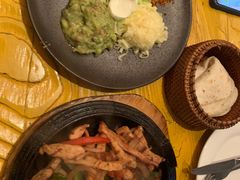 -Pistolera Mexican Cantina女枪手墨西哥餐厅(碧云路店)