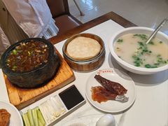 -梅利汴京烤鸭•开封豫菜地标店(东大街店)
