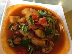 特色的大盘鸡-维吾尔餐厅(宜山路店)