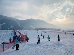 -鳌山滑雪度假区