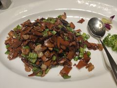 干煸牛肝菌-荣兴酒家(徐家汇店)