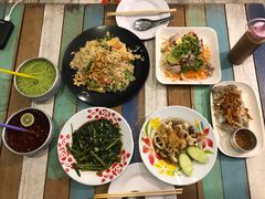 菠萝炒饭-Doo Dee Thai Food(Issan/Isaan/Esan)
