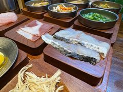 -银米·云南传统过桥米线(双廊黑金冠店)