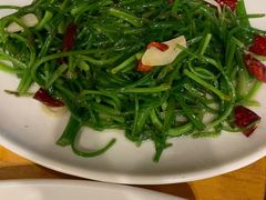 -小厨子私房菜·云南美食店