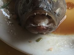 -鑫悦楼煎蟹·16年海鲜大排档