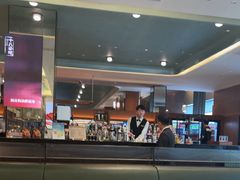 -东方红海鲜百汇(国际大厦店)