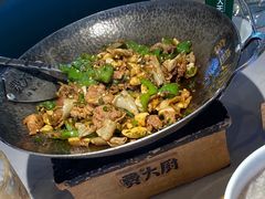 -费大厨辣椒炒肉(黄兴中心广场店)