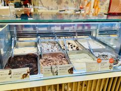 -VENCHI 闻绮(上海佛罗伦萨小镇店)