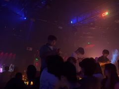-V AMUSING CLUB·酒吧(银河中心店)