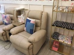 -MIDA蜜哒•科技逆龄美肤连锁