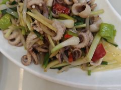 -覃记海鲜美食餐厅