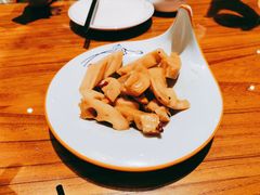 -泉畔人家·老济南经典鲁菜(大明湖店)