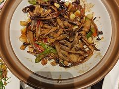 -哈啾嗨·新概念蒙餐(红星新城店)