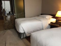 -广州天河希尔顿酒店