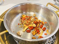 -八珍玉食鸡煲·打边炉(印象城店)