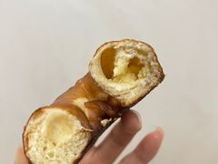 双重奶酪碱水面包-WHEN PIGS FLY当猪飞
