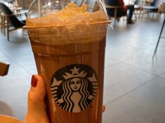 -星巴克臻选(嘉兴海宁银泰城店)