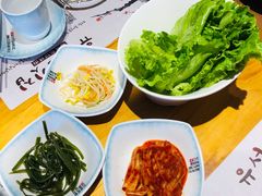 -唯成•韩国炭火烤肉 유성고기